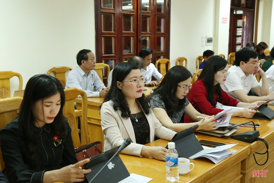 Tập trung triển khai công tác bầu cử và các Nghị quyết HĐND tỉnh Hà Tĩnh vừa thông qua