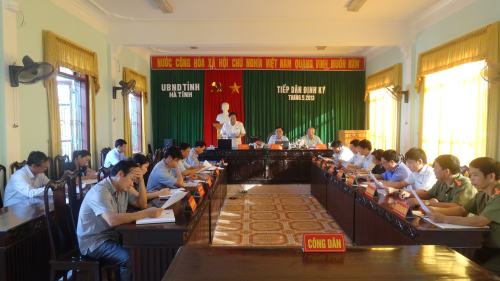UBND tỉnh Hà Tĩnh tiếp công dân định kỳ tháng 5 năm 2013
