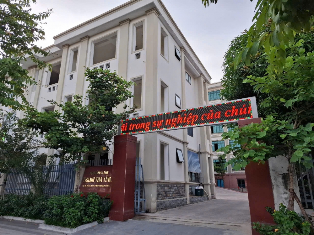 QUYẾT ĐỊNH Về việc công khai thực hiện dự toán Ngân sách nhà nước 6 tháng đầu năm 2025
