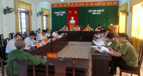 Ủy ban nhân dân tỉnh tiếp công dân định kỳ tháng 4 năm 2014